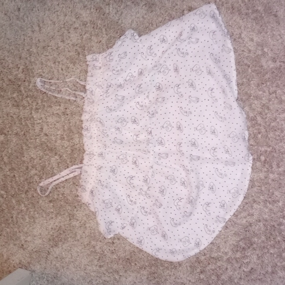 Loose white CAT/polkadot blouse